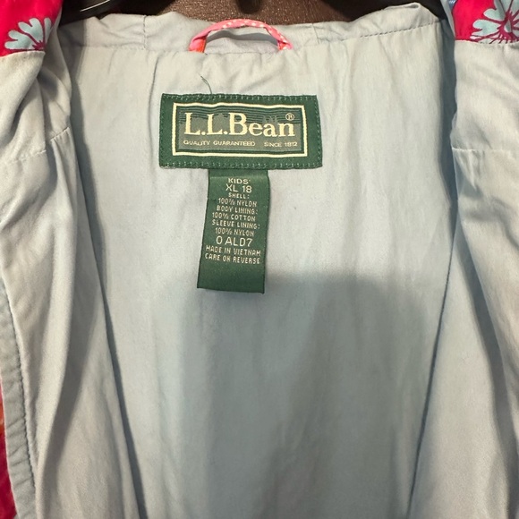 Girls LL Bean trail model rain jacket sz XL - Picture 4 of 5